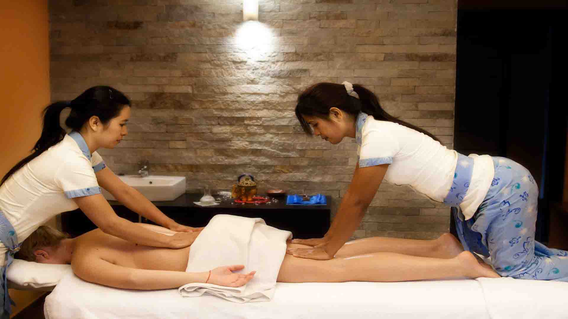 Full Body Massage in Vidhyadhar Nagar, at Radian Spa 9910664089